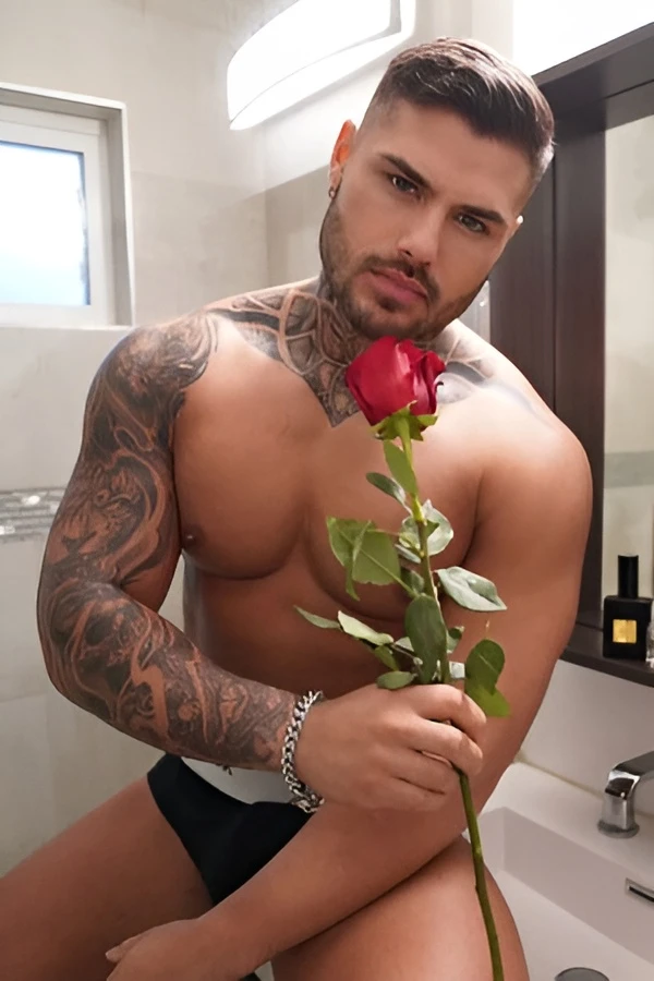 male-stripper-sydney-tito